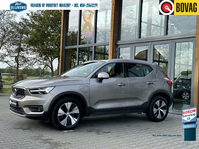 Volvo XC40 T5 PlugInHybride Momentum Pro|Panoramadak|Camera|PDC v+a|ElekHaak