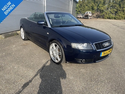 Audi A4 Cabriolet 3.0 V6 Exclusive (lek Stuurhuis)