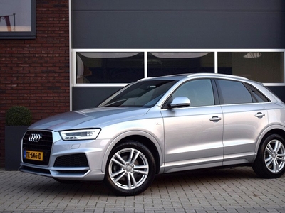 Audi Q3 1.4 TFSI 150pk S-line Sport - Pano - Trekhaak - Camera