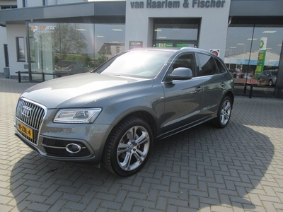 Audi Q5 2.0 TFSI quattro S Edition, Navigatie, Xenon