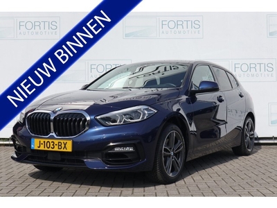 BMW 1-serie 118i Executive Edition NL AUTO CARPLAY PDC