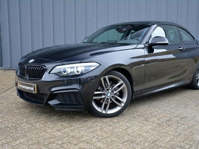 BMW 2 Serie Coupé 218i Automaat High Executive M Sport * Leer * Navi Prof * LED * Keyless * Driving Assistant * DAB * M breedset * Camera * Cruise * PDC V+A * Zeer mooie auto * Geheel BMW onderhouden * Origineel NL Auto *