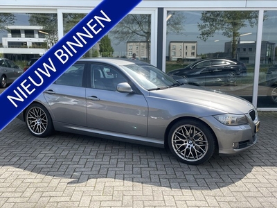 BMW 3-serie 320i Luxury Line 50% deal 4.975,- ACTIE