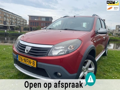 Dacia Sandero 1.6 Stepway 5DRS AIRCO HOGE INSTAP LMV