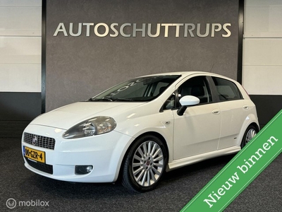 Fiat Grande Punto 1.4-16V Sport 120 PK 5 DEURS / CLIMA /