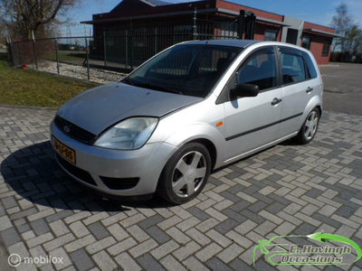 Ford Fiesta 1.4-16V met APK t/m 16-12-2021