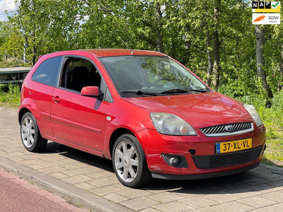 Ford Fiesta 1.4 TDCi Futura Airco/Lmv/Elekt ramen/Apk/Nap/Boekjes