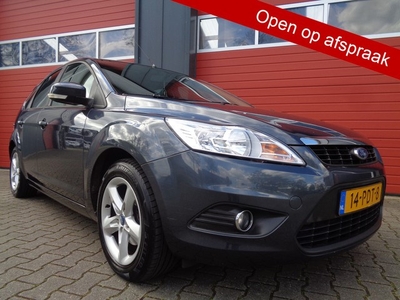 Ford Focus 1.6 Comfort 101PK Airco Cruise LMV Navi