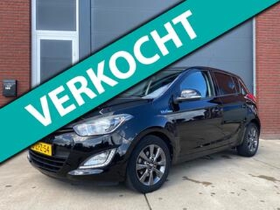 Hyundai I 20 1.2i Go! / CRUISE / PDC / AIRCO / 83DKM NAP