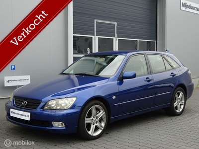 Lexus IS 300 Exe Aut. Sportcross, Uniek , Leder, Youngtimer