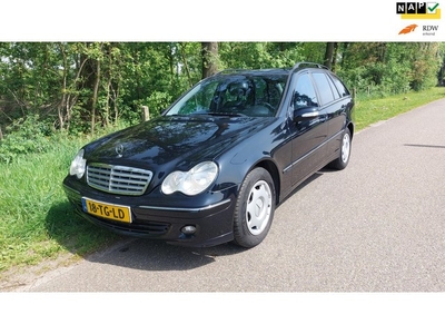 Mercedes-Benz C-klasse Combi 200 K. Elegance SHOWROOMSTAAT