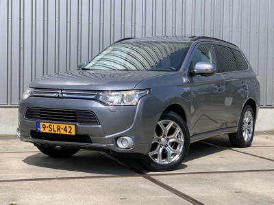 Mitsubishi Outlander 2.0 PHEV Intense + Schuifdak - Leder - Navi