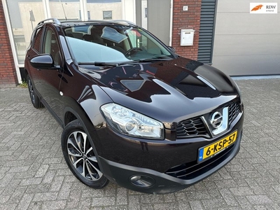 Nissan Qashqai 1.6 Connect Edition / Pano / Camera / Navi /