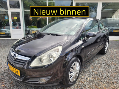 Opel Corsa 1.4-16V Enjoy AUTOMAAT / PDC / ISOFIX / AIRCO / 148.000 KM / RIJKLAAR