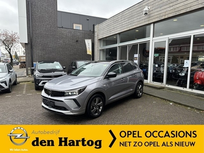 Opel Grandland 1.6 Turbo Hybrid 4x4 Ultimate