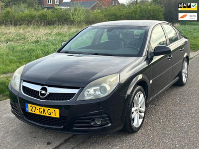 Opel Vectra GTS 1.8-16V Executive Automaat ECC Audio/CD Electric pakket ABS Leder/Stof PDC LMV 17