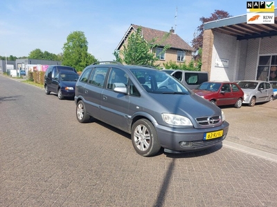 Opel Zafira 1.8-16V Maxx