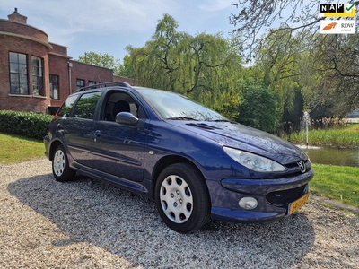 Peugeot 206 1.4 Air-line 2