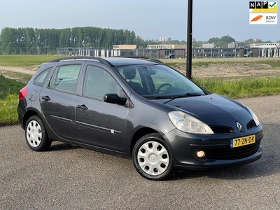 Renault Clio Estate 1.2-16V Corporate