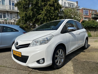 Toyota Yaris 1.0 VVT-i Trend Airco Cruise Navi Camera LMV