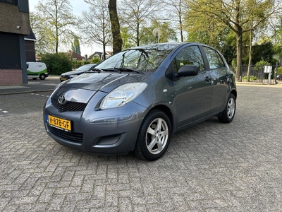 Toyota Yaris 1.0 VVTi Acces Airco/Aux/Nieuwe Apk