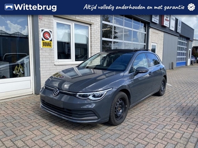 Volkswagen Golf 1.4 eHybrid Style / AUTOMAAT/ PANO/ CAMERA/