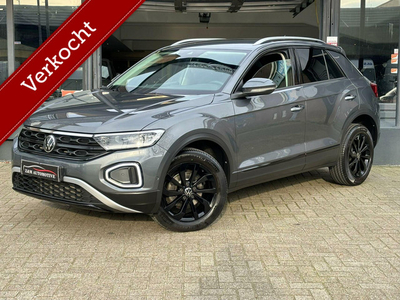 Volkswagen T-Roc 1.5 TSI Style Sport Black pakket/virtuel/Led/navi