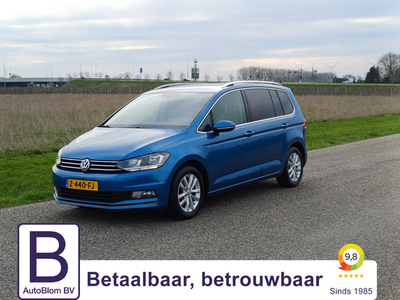 Volkswagen Touran 1.4 TSI Highline Navi | Parkeerhulp | Camera | Cruise | Trehaak | Leder | Stoelverw.