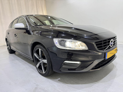 Volvo v-60 2.0 D4 Business R-Design 140kW