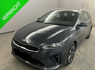 Kia Ceed Sportswagon 1.6 GDI PHEV DynamicLine | Xenon, Keyless, Apple CarPlay/Android Auto, Parkeersensoren + Camera, 16 inch velgen, mooie auto!