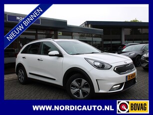 Kia Niro 1.6 GDi HYBRID DYNAMIC LINE / NAVIGATIE- CAMERA AFNEEMBARE TREKHAAK