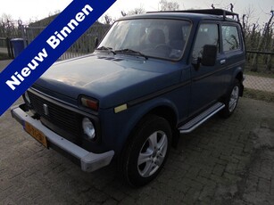 Lada Niva 1.7i 4x4 **NL-AUTO**VERSN.BAK LAGER HOORBAAR**