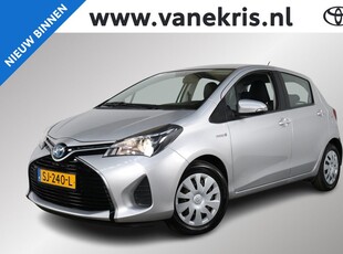 Toyota Yaris 1.5 Hybrid Aspiration, Parkeersensoren