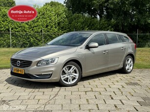 Volvo V60 2.4 D6 AWD Plug-In Hybrid Summum Lees tekst!!