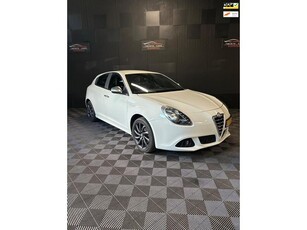 Alfa Romeo Giulietta 1.4 T Distinctive DNA Xenon