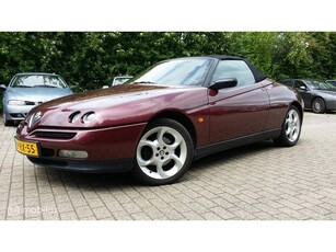 Alfa Romeo Spider - 2.0-16V T.SPARK