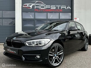 BMW 1-serie 118i Corporate Lease Essential Navi 18” NAP