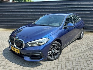 BMW 1-serie 118i Executive Edition, Harman Kardon, Apple