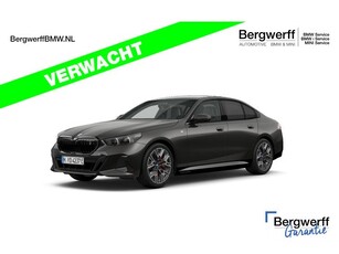 BMW i5 eDrive40 M-Sport Pro - Pano - Driving Ass Prof -