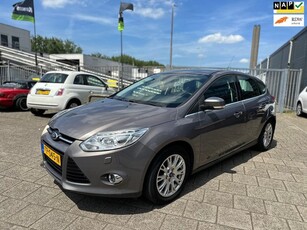 Ford Focus 1.0 EcoBoost Titanium TREKHAAK 6 bak