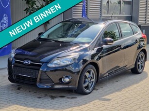 Ford Focus 1.0 EcoBoost Trend nieuwe distributie!