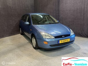 Ford Focus 1.4-16V Trend