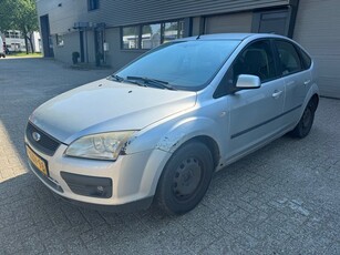 Ford Focus 1.6-16V Champion 5-deurs