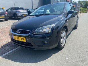 Ford Focus 1.6-16V First Edition / Airco / Elek ramen