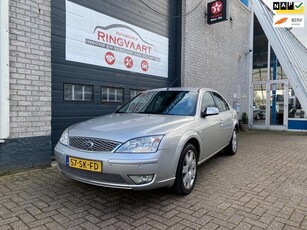 Ford Mondeo 2.5 V6 Ghia Executive Nette Auto Automaat