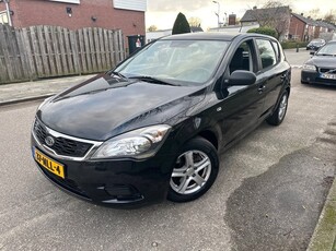 Kia Cee'd 1.4 CVVT X-tra