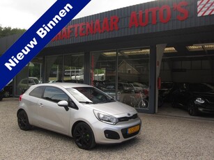 Kia Rio 1.4 CVVT Plus Pack zeer mooi en lux met trekhaak