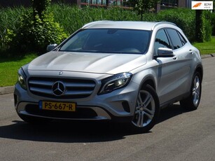 Mercedes-Benz GLA-klasse 200 Edition 1 LEER/NAVI/XENON/PDC