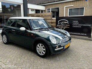 Mini Mini 1.6 Cooper reeds voorzien van een nieuwe apk