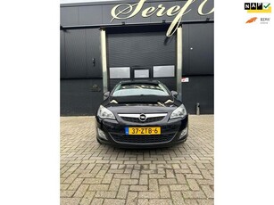 Opel Astra Sports Tourer 1.3 CDTi S/S Cosmo